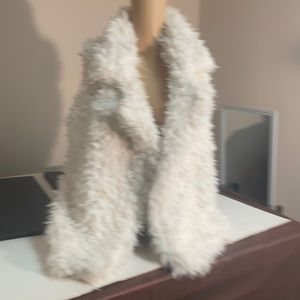 J. J.Winter Size L featherlight white faux fur vest